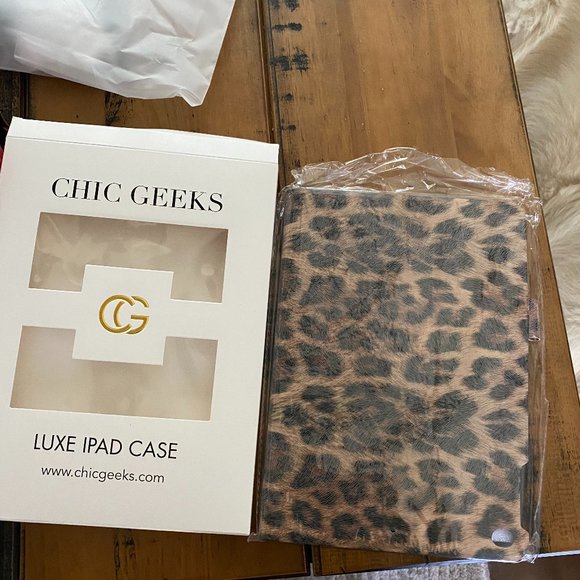 ipad cover Chic Geeks leopard - Picture 1 of 2